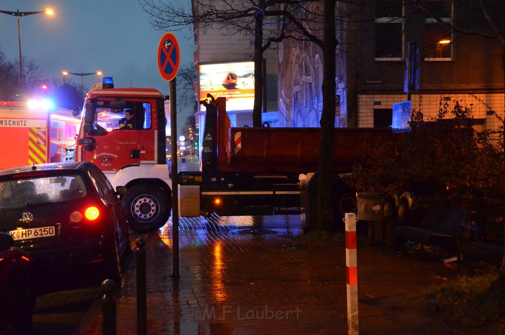 Feuer 2 Dachwohnung Koeln Severinswall Bayenstr P088.JPG